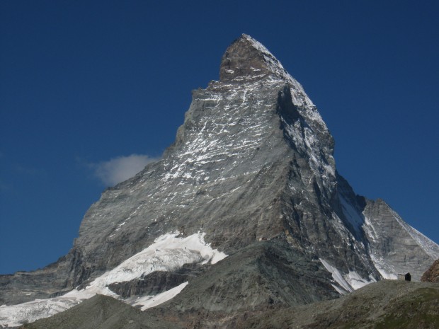 Matterhorn east face and Hornli ridge in the center. 