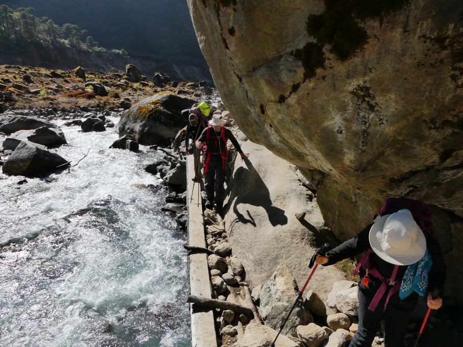 Trail to Khare
